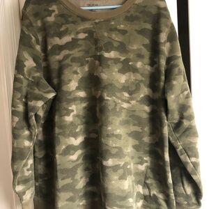 Tek Gear Green Camouflage Sweatshirt